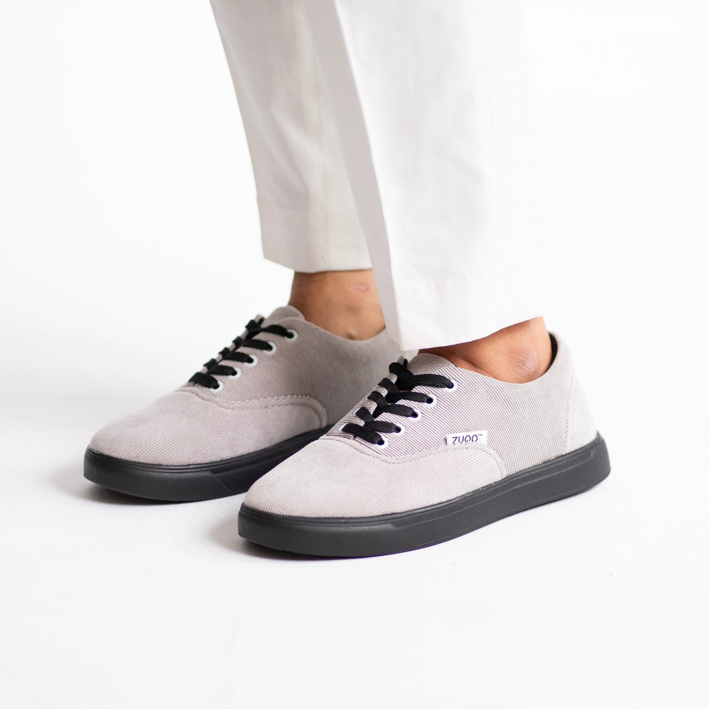 Zuqo Men's Sneaker : Ash
