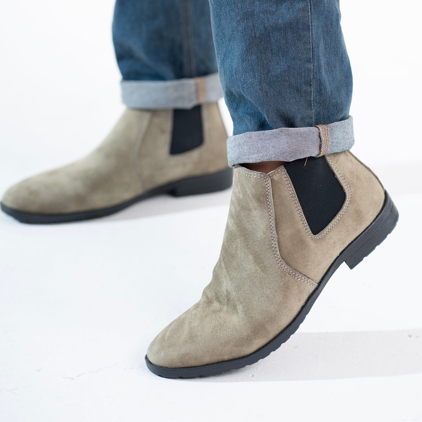 Zuqo Mens Chelsea Boot - Light Olive