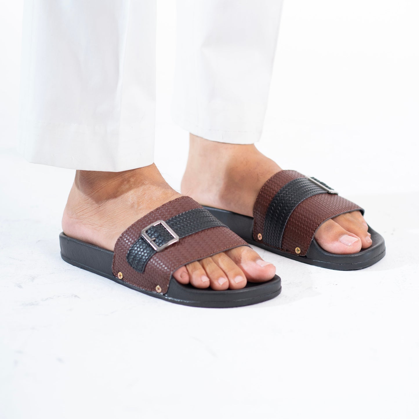 Zuqo Mens Slides / Slipper - Black Belt