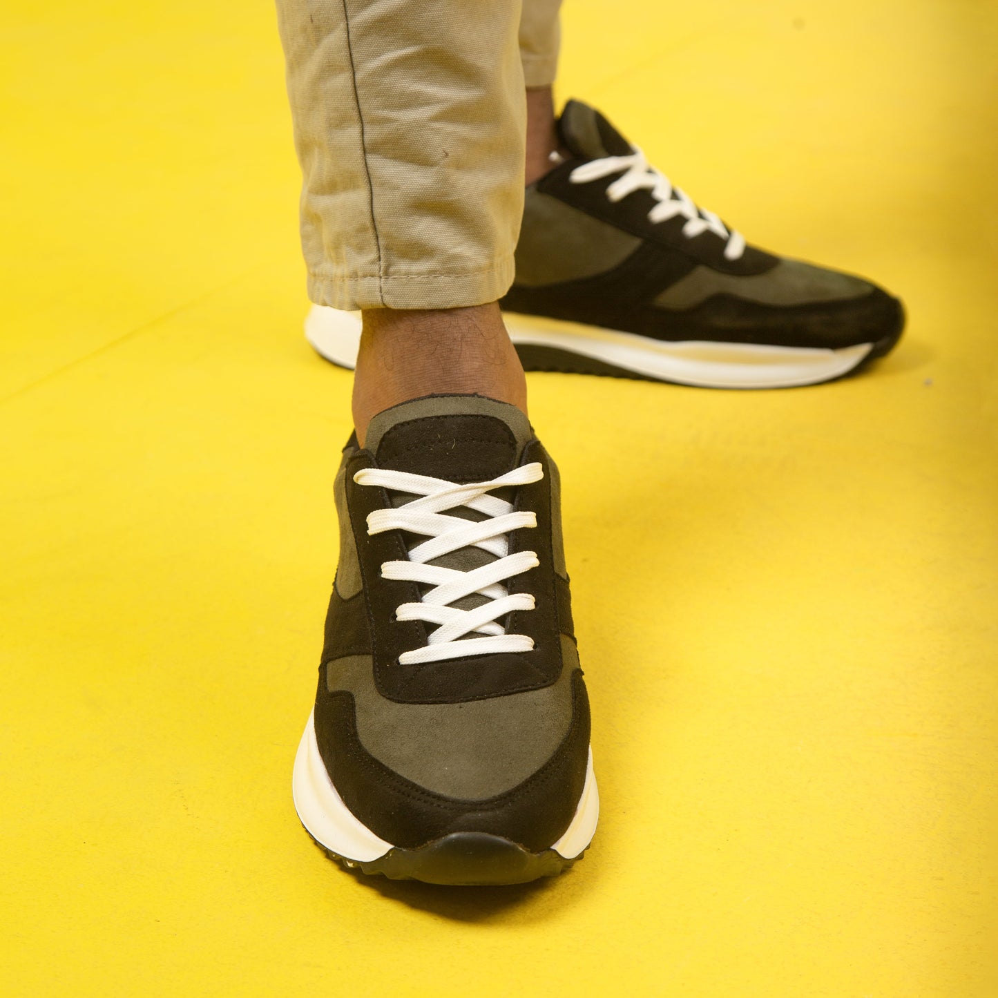 Zuqo Men's Sneaker : Urban - Olive Black